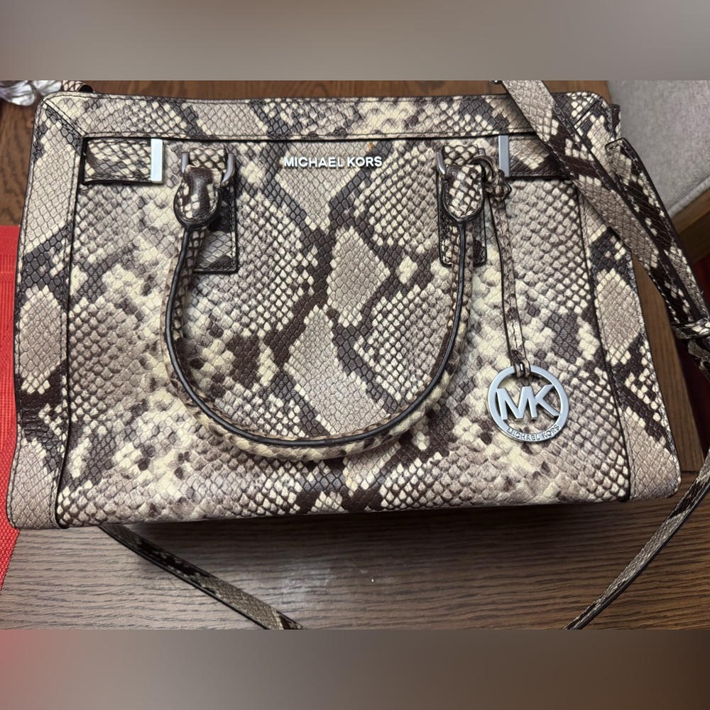 MICHAEL KORS - DILLON LEATHER TOP ZIP SNAKESKIN PRINT SATCHEL BAG